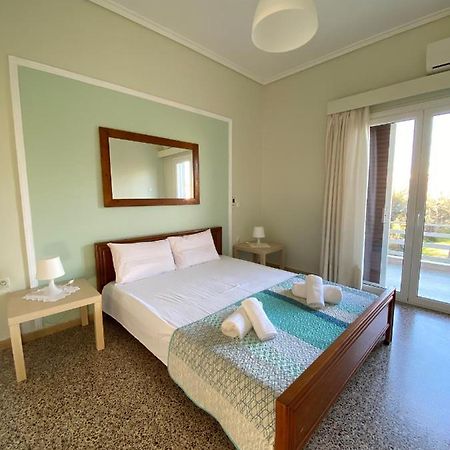 Mpanos Sea Apartment 1 Loutra Oraias Elenis Exterior foto